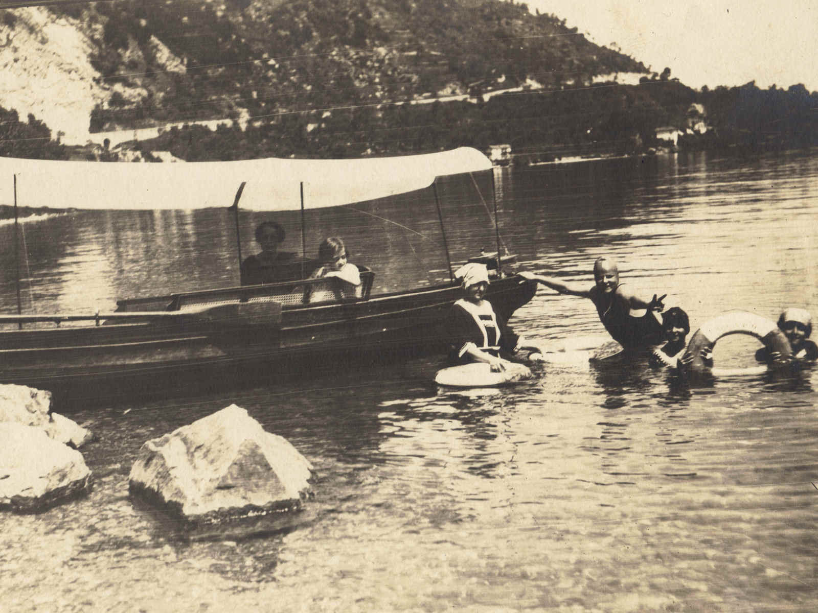 2 - Guido family bathing 1920s